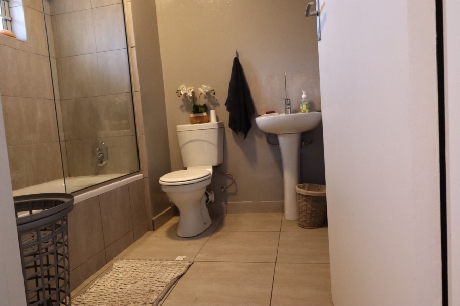 2 Bedroom Property for Sale in Raceway Free State